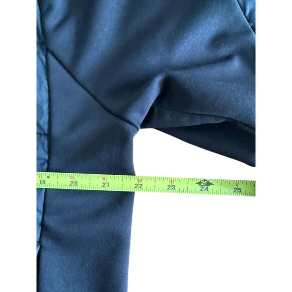 The North Face Men’s Medium Black Quilted Zip Jacket MINOR FLAW - Picture 6 of 12